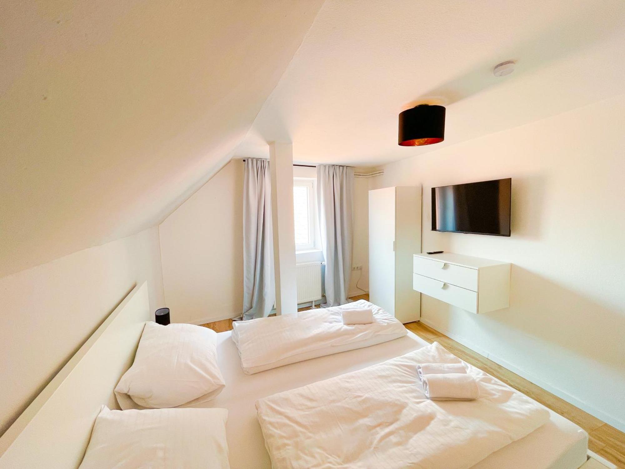 Contactless Self-Check-In - Stayhere Central City Suite 20 Graz Exteriör bild