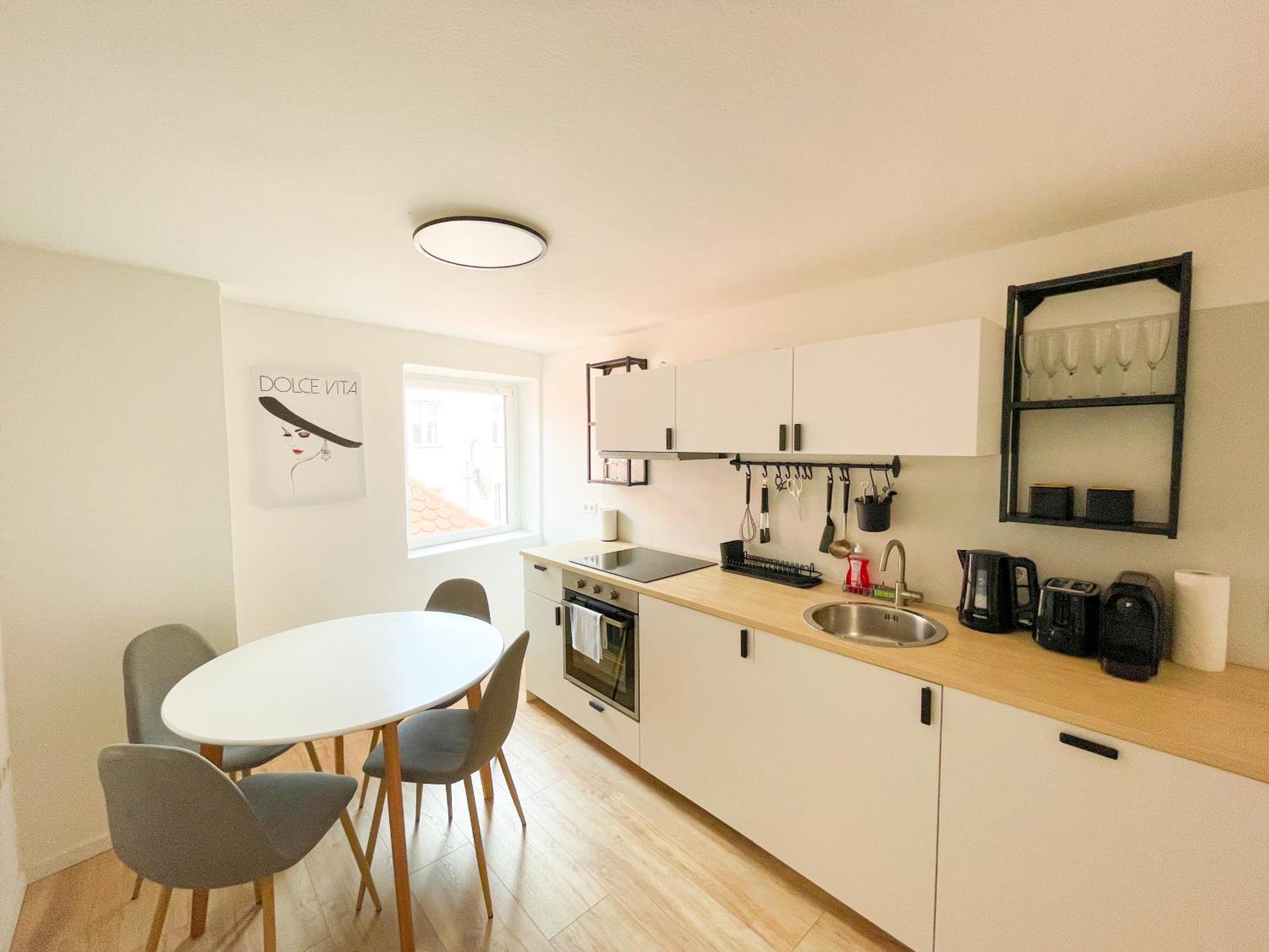 Contactless Self-Check-In - Stayhere Central City Suite 20 Graz Exteriör bild